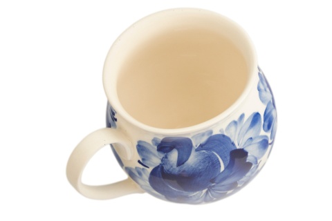 Kremowy duży kubek ceramiczny 430 ml Mieroszów – baryłka, niebieskie kwiaty
