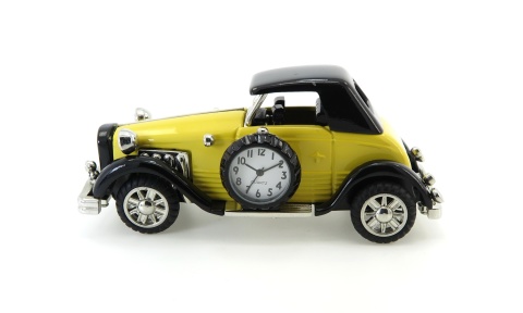 Auto z zegarkiem replika samochodu figurka żółta na biurko dekoracja metalowa urodziny