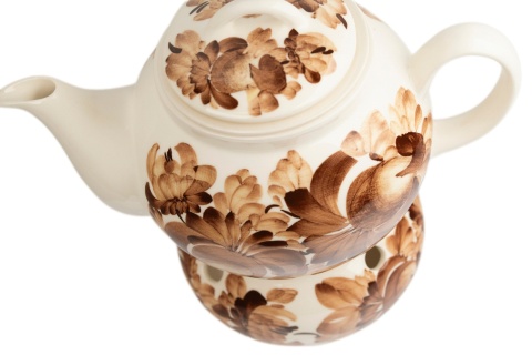 Kremowy imbryk ceramiczny 1L z podgrzewaczem i sitkiem Mieroszów – brązowe kwiaty